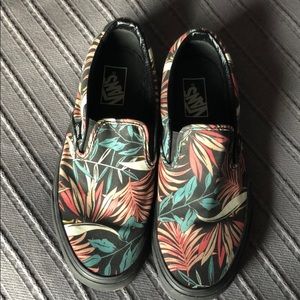 Vans Slip-Ons Black palm print women’s 9.5